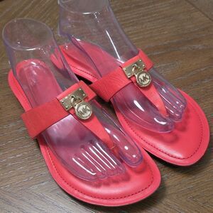 Michael Kors EUC Leather Coral Sandals, Size 8.5